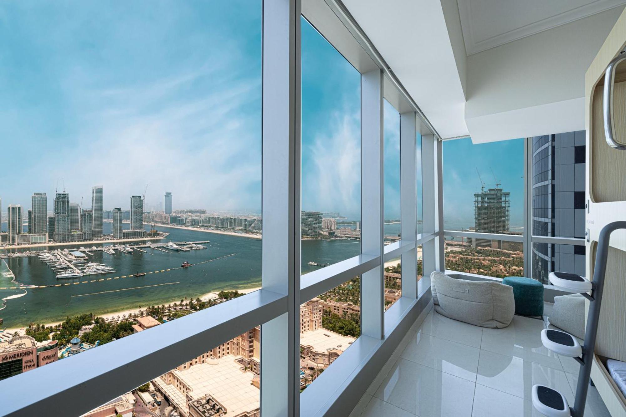 Capsule Experience Duplex - Panoramic Sea View - Nowmade La Marina Hostel Dubai Luaran gambar