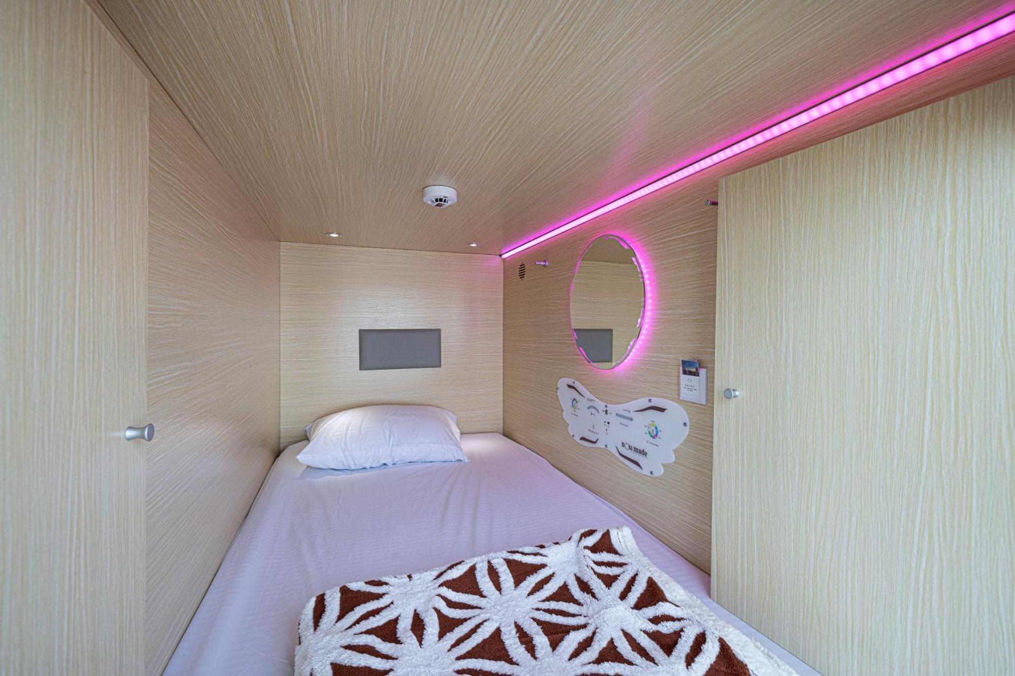 Capsule Experience Duplex - Panoramic Sea View - Nowmade La Marina Hostel Dubai Luaran gambar